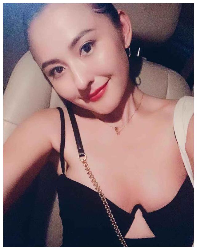 又一演员患病!热依扎自曝患重度抑郁症,穿着热辣是为活出自己
