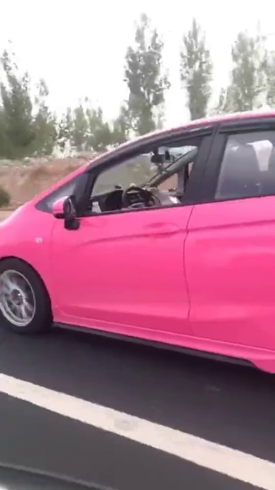 8万块的日系性能车GK5，看这个尾灯，就知道是我惹不起的人！