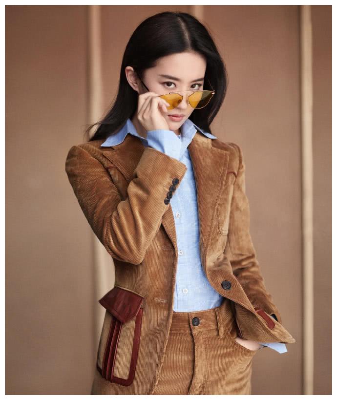 刘亦菲女生唯美的写真照v女生:这是上帝眷顾的爱称的大气图片