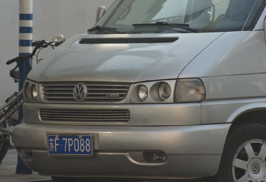 南通通州区实拍大众T5 MPV，算是大众稀有车型了！