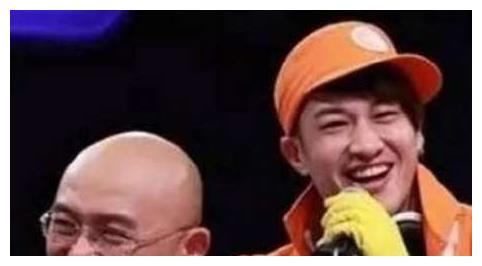 明星也参加过相亲节目，何润东遭灭灯，张杰牵手被女嘉宾拒绝