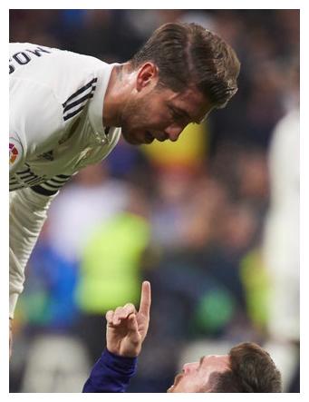 西甲第26轮红黑榜:巴萨群主德比破门,武磊进