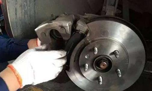 别让你的汽车太累了！行驶超过五万公里就要换这些东西！