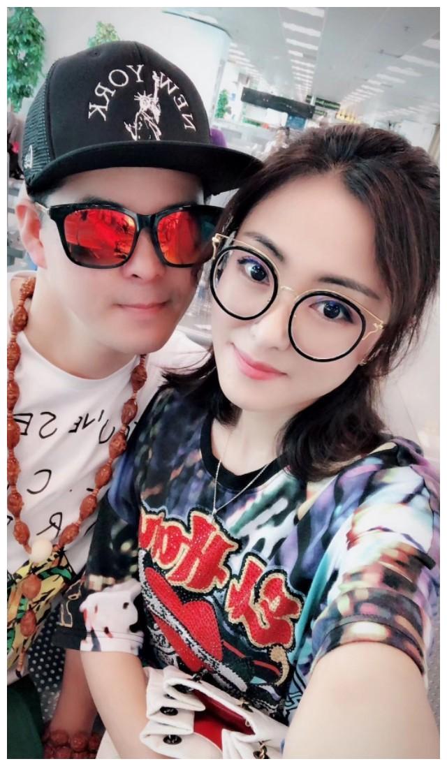 本山老师弟子中最不般配的两口子媳妇太美，结婚十九年爱称叫大宝