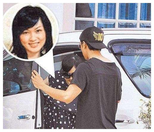 吴尊老婆上节目全程戴口罩，正面素颜照被扒出，直言曾被网友骂丑