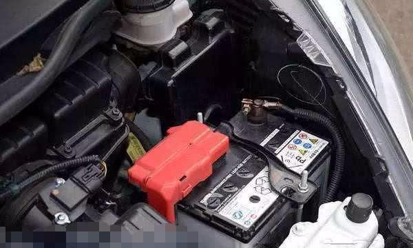 汽车电瓶能用几年？看过维修师傅给出的回答，原来如此