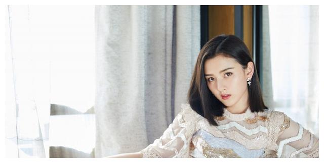 95后女明星散发成熟魅力，林允徐娇通在线，关晓彤的衣服最给力