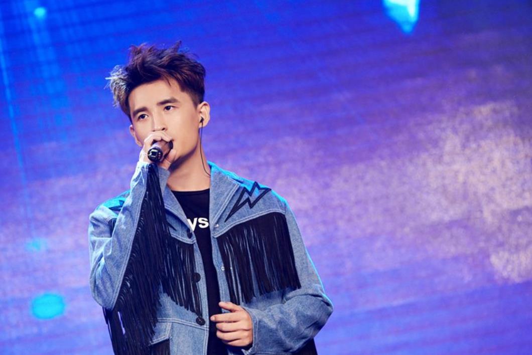 张远、马雪阳同时参加《创2》,至上励合成员却只给一人送祝福!