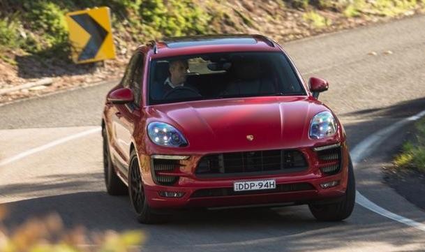 发动机积碳太多？老司机教你一招，轻松除积碳，别被4S店骗了