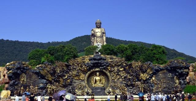 灵山总人口_灵山大佛(3)