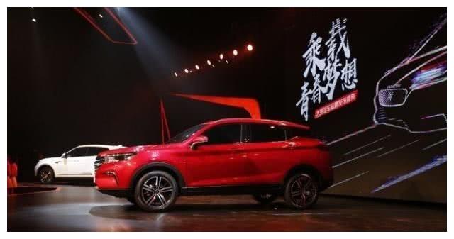 国产再出亲民神车,外观比领界还霸气,8AT入门才6万!