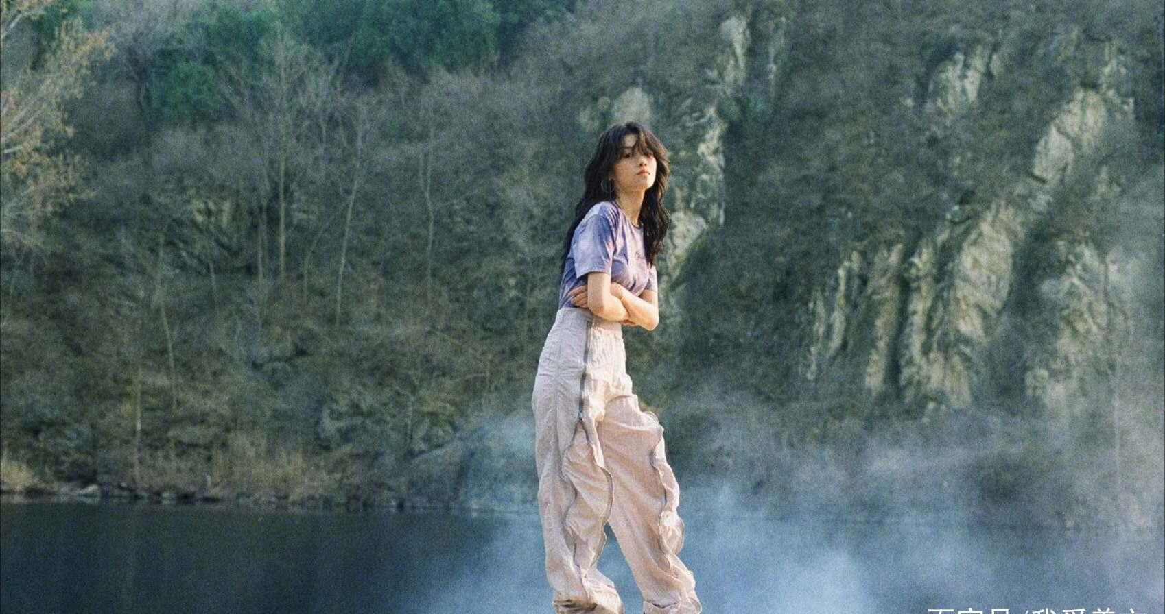 春夏上线我和我的经纪人，外表冷漠内心细腻，渴望证明自己