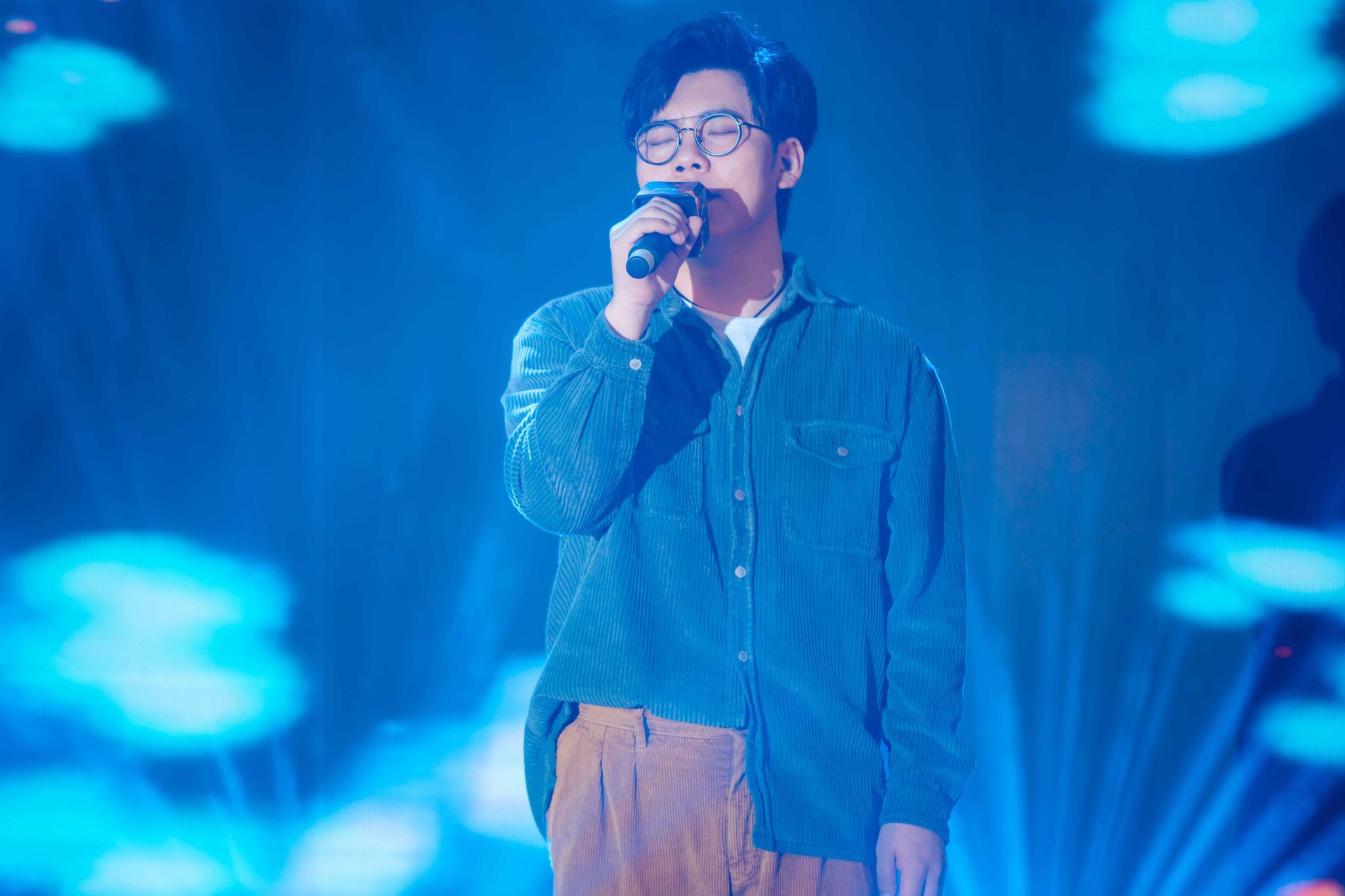 李琦现身好声音广州海选发布会 鼓励选手不忘初心