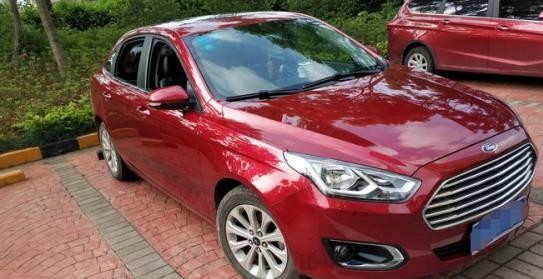 福特拼命了!新车狠降3万仅售6万元,比宝来