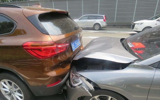 还觉得交强险没用？其实是你不会用！这样做一年可能省下2000块！