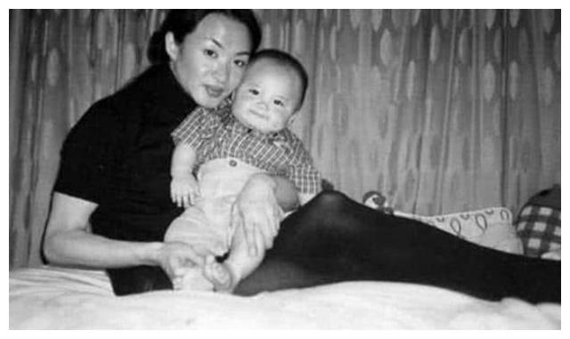 金星第一任妻子肯波琳,两人因为一个玩笑结婚,离婚后都各自安好