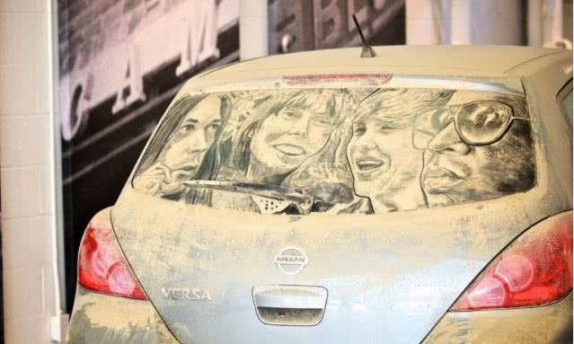 车内灰尘还傻傻用毛巾擦？老司机：用这3种方法，灰尘去无踪