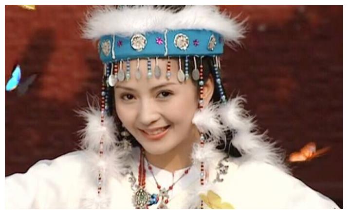 《还珠格格》剧组重聚,紫薇金锁没来不可惜,最遗憾的其实是她