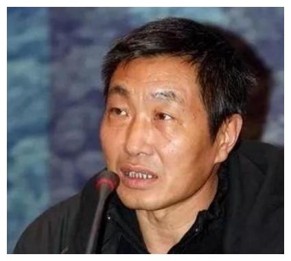 老戏骨杜源凭玉观音一炮而红与青梅竹马妻子恩爱37年无绯闻