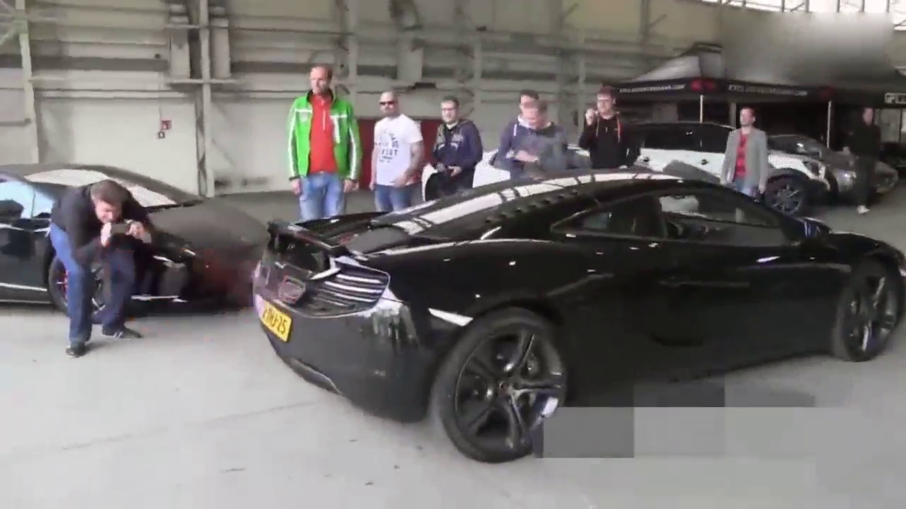 超级跑车“喷火”锦集，让你一次看个够！