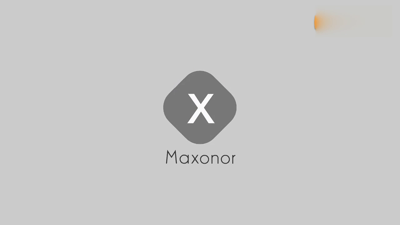 日产尼桑概念车形如“F1”的跑车，多个发动机驱动，有飞的欲望