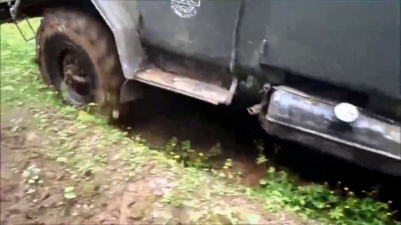 被陷泥地，看俄罗斯的卡车是如何脱困的？