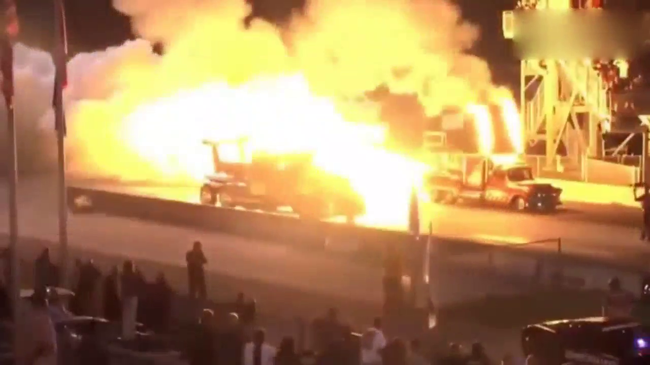 史上最快的喷气式卡车，真是头一次看到