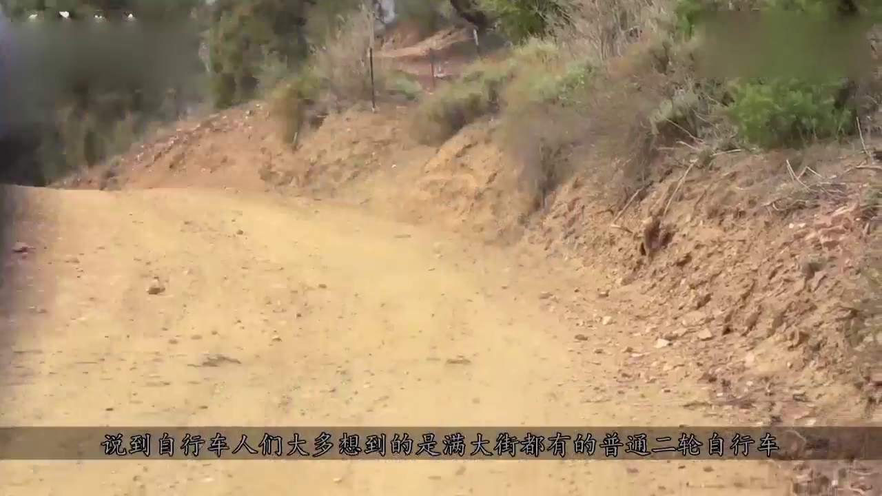 神奇的单人跑车，不用油不用电还不用上牌，原来车里这个特殊设计