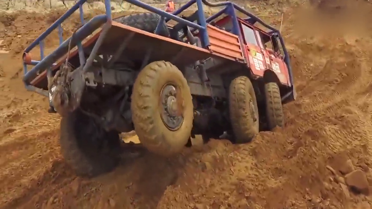 越野车中的经典！深度测试6x6太拖拉越野卡车