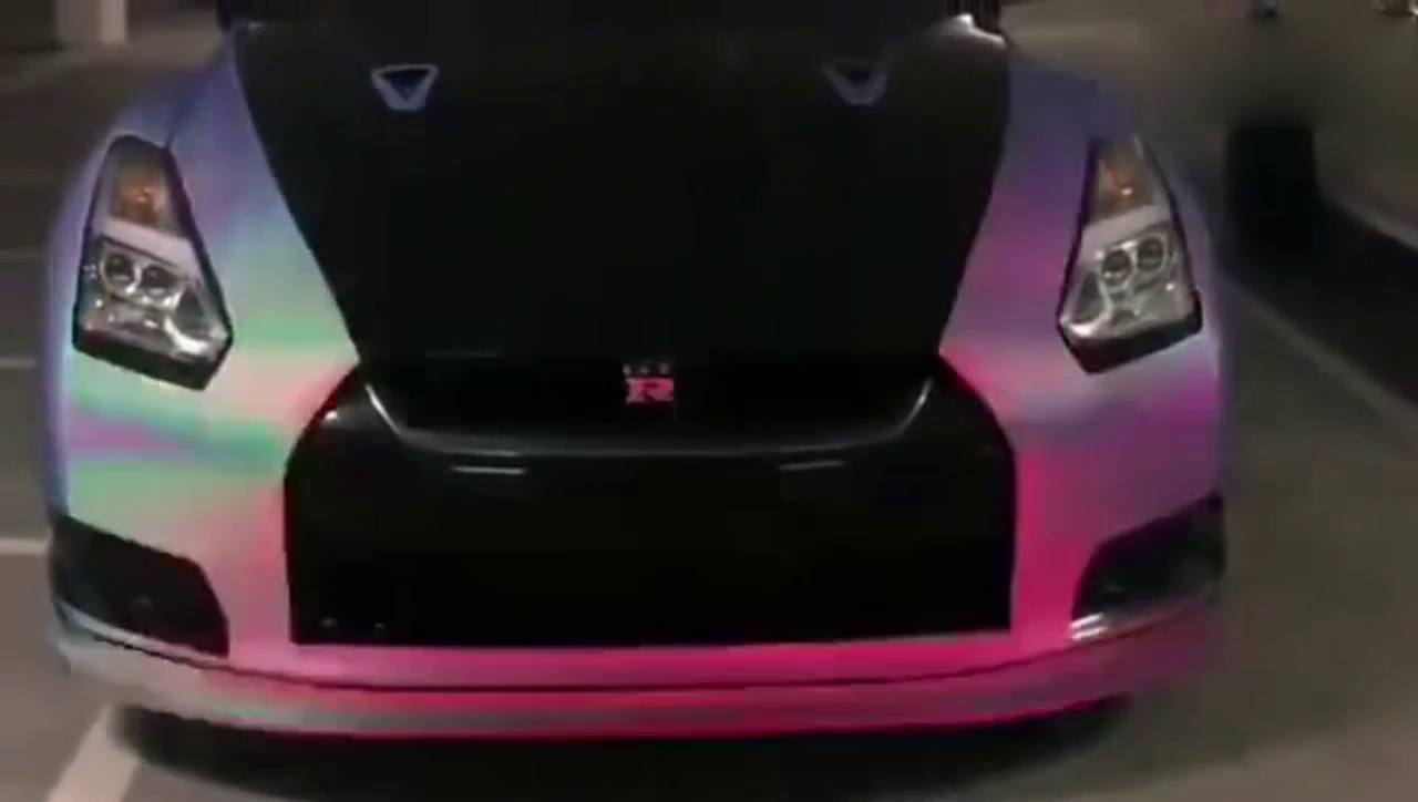 GTR跑车中的“七色花”？ 看完后才知道真正的高科技，给跪了！