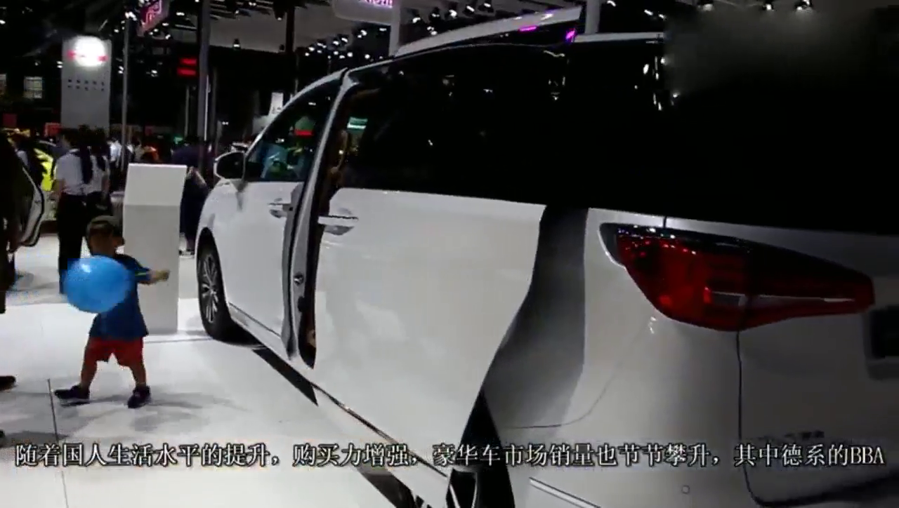 又一进口车大降价！直降10万，一看新款，还挑啥宝马奥迪