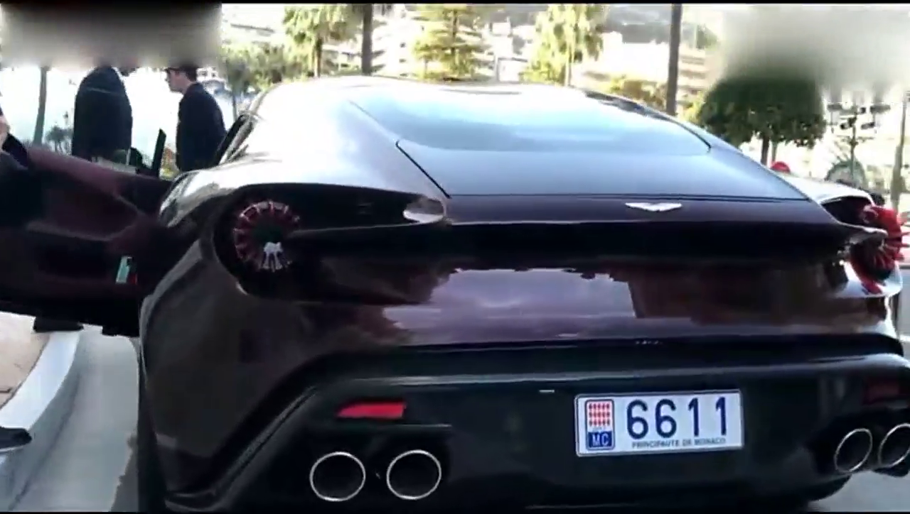 堪称完美的超级跑车，阿斯顿·马丁 !