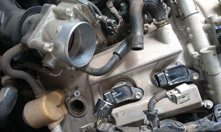 汽车保养只换一下机油就行了？别傻了，这4个零件不换等于白保养