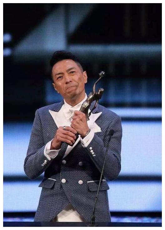 52岁金像男配姜皓文大马豪宅曝光,曾经交不起房租靠努力苦尽甘来