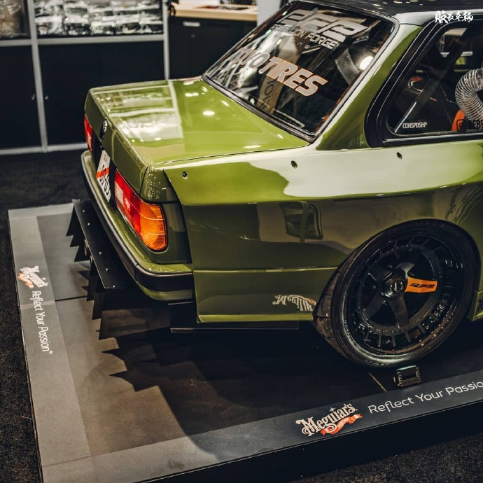 SEMA车展上的宝马E30