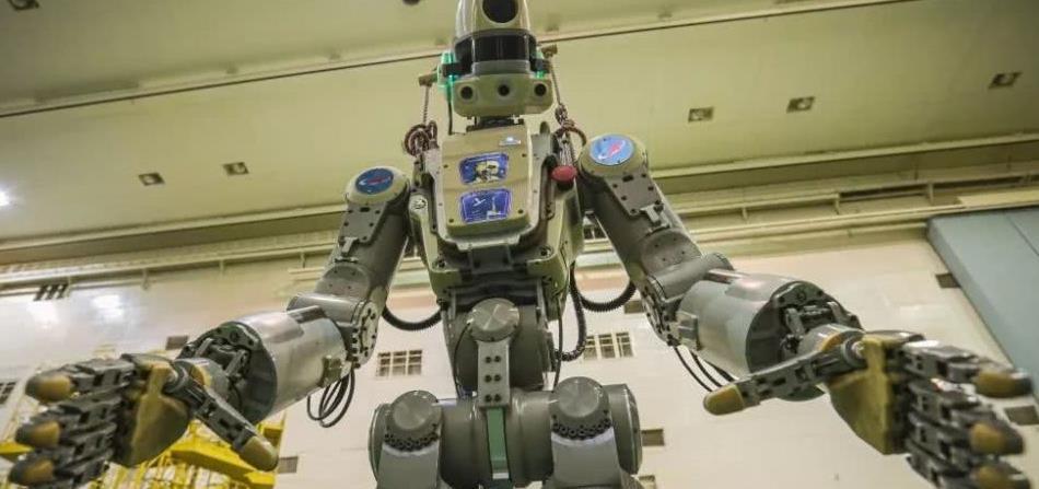 生活在国际空间站都有哪些机器人?
