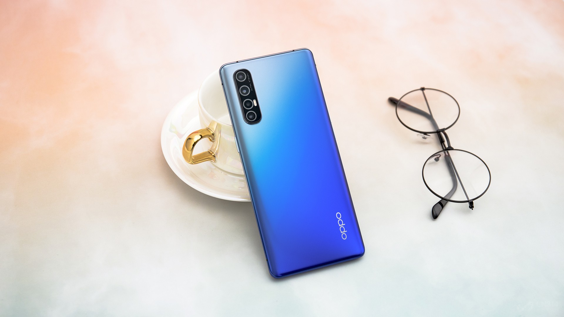 最轻薄5g视频超级双防抖opporeno3pro蓝色星夜图赏