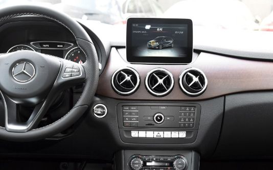 最新最全的“30-50万德系两厢车“资讯都在这里，不容错过