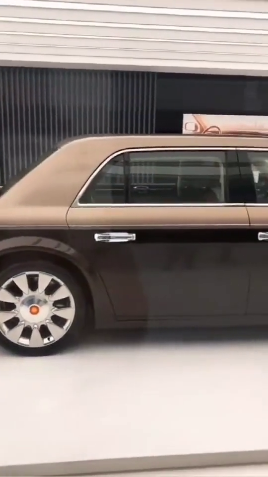 碾压上海车展所有车，国产就是牛，想买这辆车不是钱能解决的