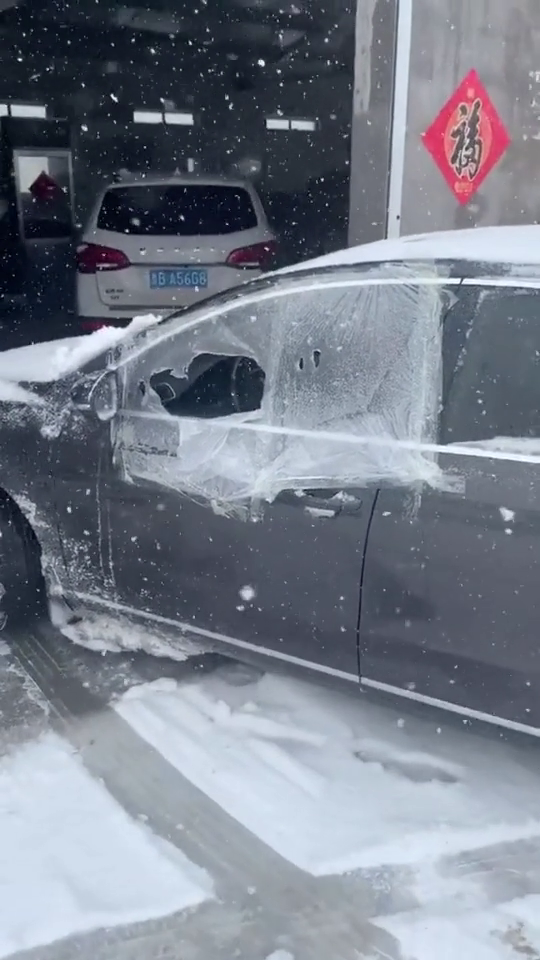 汽车开出电动车的感觉，凉爽