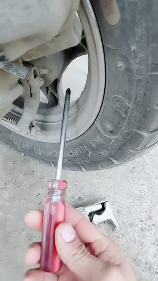 电动车跑不远，不用再求人！只需这一招就能搞定！