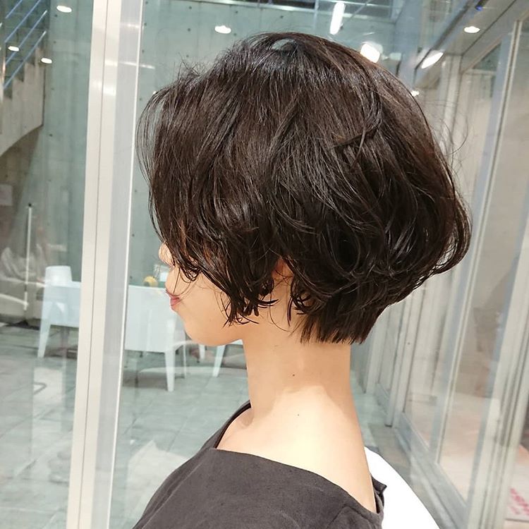 修饰脸型的露耳超短发，剪这样的短发，不打理也好看