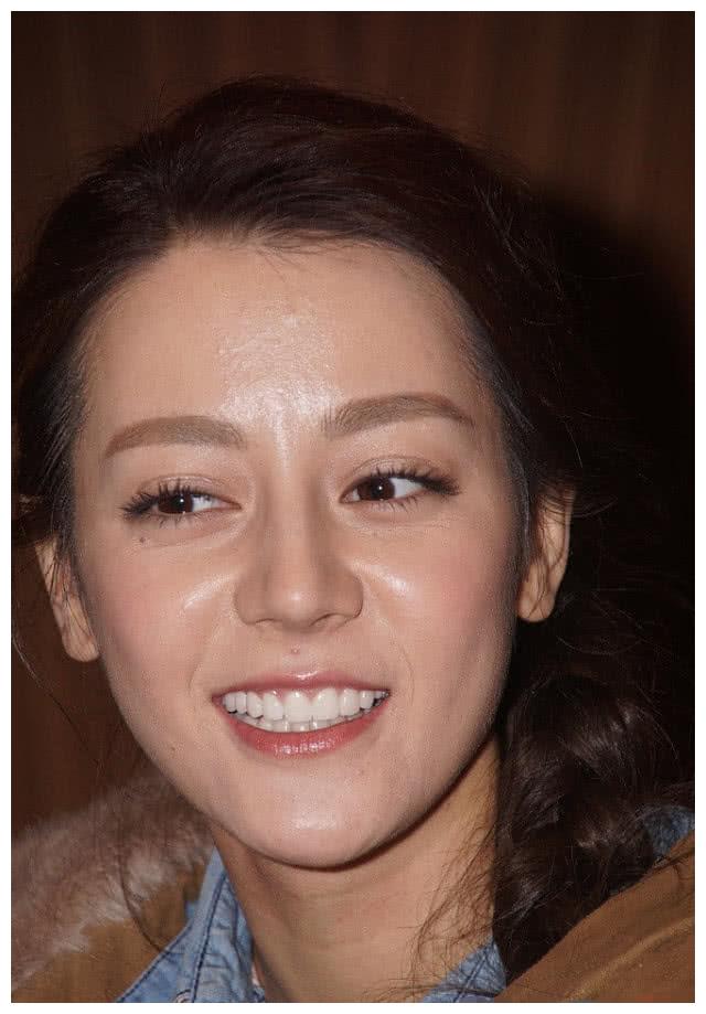 女明星高清未p图流出,谢娜一脸"褶子",迪丽热巴都显原型了!