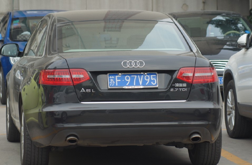 网友实拍奥迪A6 2.7TDI柴油版，这比奥迪RS6还要罕见！