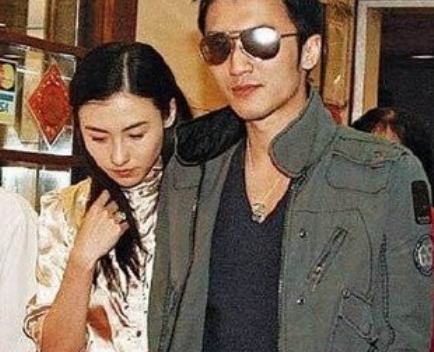 张柏坟人口_情侣头像一人一张