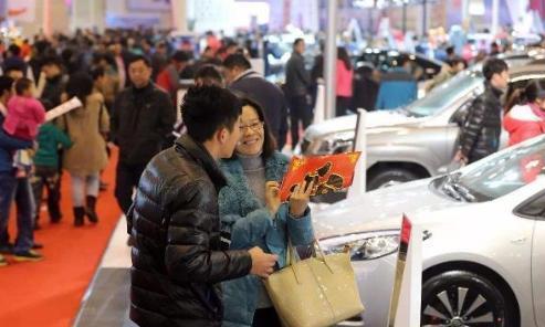 去4S店买车，怕买到库存车？那该如何辨别是不是库存车呢？