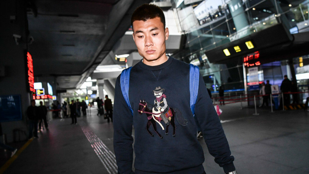 张稀哲、吕文君、董学升等球员陆续抵达南宁,