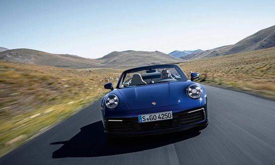 2019年的小目标？新911敞篷版来了