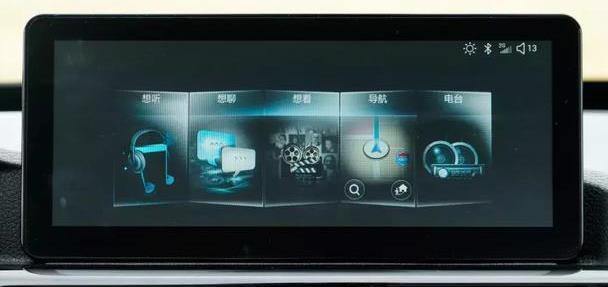 配置全、空间大,赛里木湖试驾一汽奔腾T33