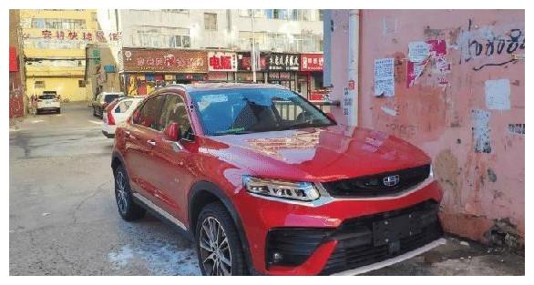 全国首台吉利FY11现身,红色超洋气,沃尔沃发动机成最大亮点